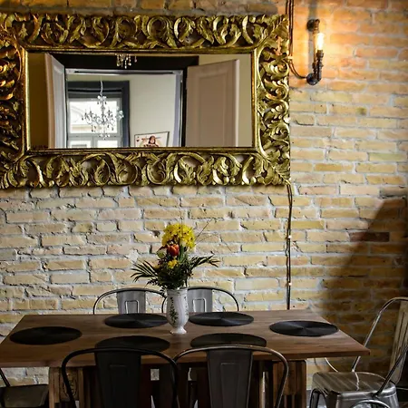New - Walnuttree Double 12 Person In - Hungary Budapest