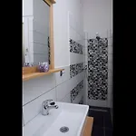 شقة New - Walnuttree Double 12 Person In - Hungary *