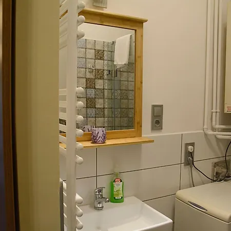 Apartment New - Walnuttree Double 12 Person Apartment Central In Budapest - Hungary
